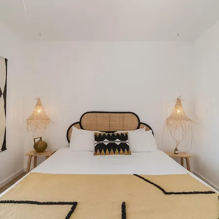 Casa Boma - Sunny With Private Balcony And Panoramic Bridge View - Ajuda I * Lissabon